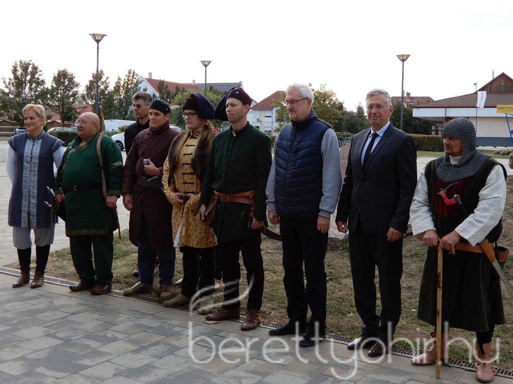 Kádár Vitéz emléknap 30